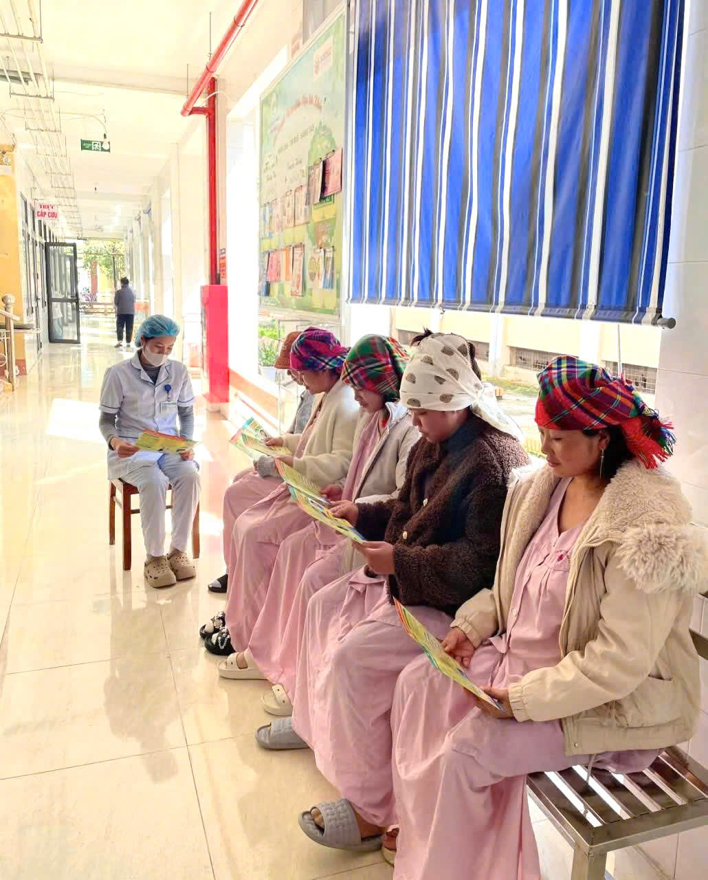 Hình ảnh tin tức SINH HOẠT HỘI ĐỒNG NGƯỜI BỆNH